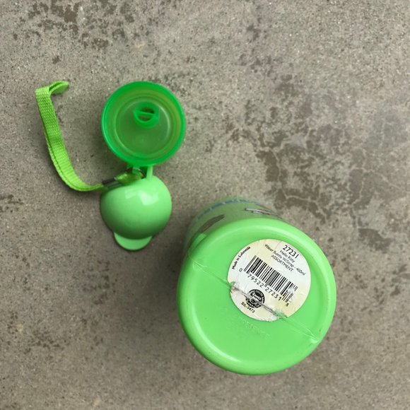 Bundle Sale! Hello Kitty Water Bottle - Picture 5 of 5